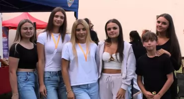 Darmowe dmuchańce, motocykle i kino pod chmurką. Za nami IV edycja Pikniku W.P.A.R.K. w Wojcieszkowie