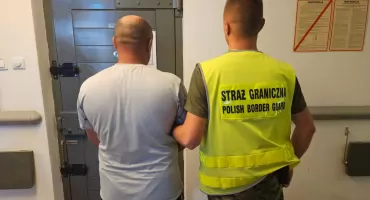 Pijany kierowca z zakazem deportowany z Polski. Łukowska policja i Straż Graniczna zadziałały bezkompromisowo