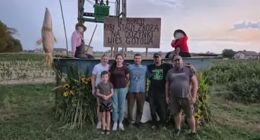„W Burcu ryby, stawy, zboża – na dożynki wieś gotowa!” Zobacz genialny witacz i sprawdź program święta plonów w gminie Wojcieszków