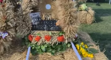 Fantastyczne dożynki w gminie Łuków. Wieńce z 26 sołectw zachwyciły w Ryżkach [ZDJĘCIA]