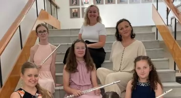 Flecistki z Łukowa na podium w Bułgarii. Międzynarodowy sukces uczennic szkoły muzycznej