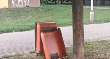 Nowe kosze na śmieci w Łukowie. Po zgłoszeniu radnej miasto wymieni ich około 30