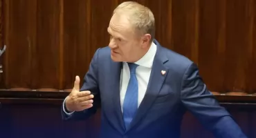 Pilne wystąpienie Tuska: możliwe „przypadkowe” uderzenia Rosji