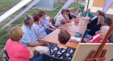 Dobra książka to dopiero początek rozmowy...