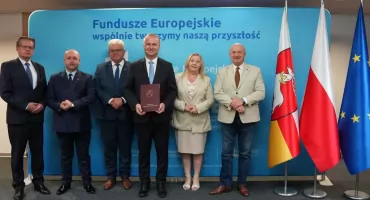 Ponad 12 milionów złotych na inwestycje w gminie Adamów. Milionowe dotacje na Wolę Gułowską i salę gimnastyczną