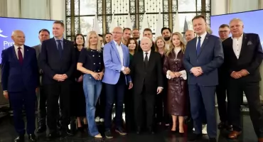 Sławomir Skwarek wraca do klubu Prawa i Sprawiedliwości 