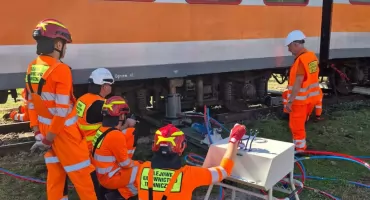 Awaria na torach, ewakuacja pasażerów i ciężki sprzęt w akcji. Duże ćwiczenia służb w Łukowie