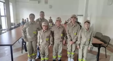 Młodzieżowa Drużyna Pożarnicza w Staninie ma nowy Zarząd. Wybrano dowódców