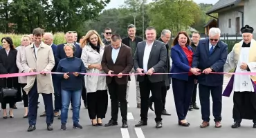Bezpieczniej i wygodniej na drogach gminy Krzywda po dużych inwestycjach Powiatu. Wielka modernizacja! 