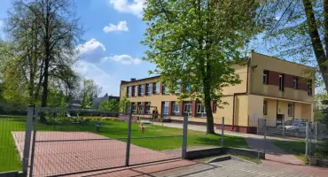 Kary za opóźnienia i puste obietnice na budowie przedszkola. Kiedy dzieci z „Jedynki” wrócą na Bednarczyka?
