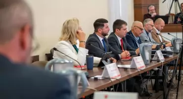 Miejskie tereny na Nowogródku idą pod młotek. W Łukowie powstaną nowe domy jednorodzinne