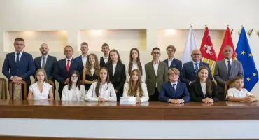 Młodzi przejmują głos w Łukowie! Znamy nowe nazwiska w Młodzieżowej Radzie Miasta