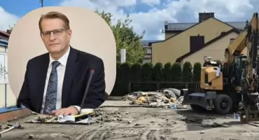 Wiedzieli o tym od dwóch lat! Starosta odpowiada radnemu w sprawie  handlowców z dworca PKS