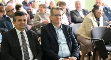 W łukowskim klasztorze o ekologii i wodzie. Niezwykła konferencja w cieniu historycznych murów