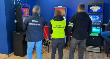Nalot na nielegalne jaskinie hazardu w Radzyniu! Policja i celnicy weszli do akcji [ZDJĘCIA]